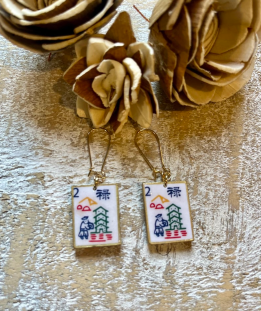 Traditional Flower/Three Dot Reversible Drop Earrings